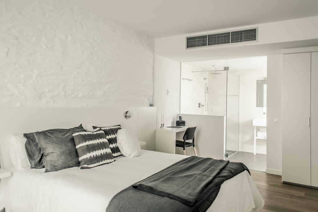 Tramuntana Hotel - Adults Only Cadaques Room photo